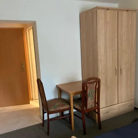 Tom´s Hütte 3* Nossen