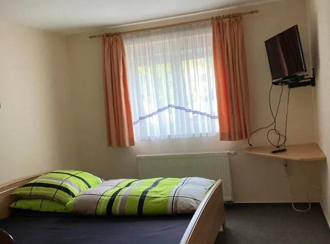 بيت ضيافة Tom's Huette Nossen